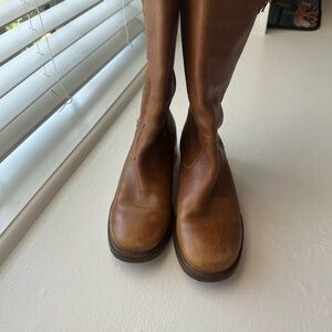 COLE HAAN SWEET RIDING BOOTS SZ 8.5B EUC